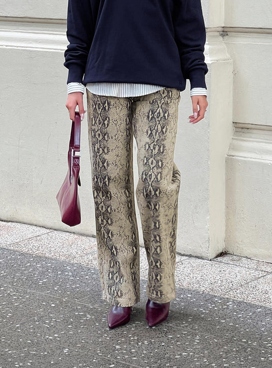 Serpentina Low Rise Straight Leg Jeans Snake
