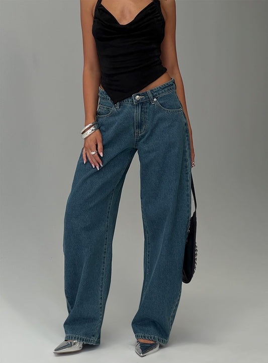 Juda Mid Rise Barrel Leg Jeans Mid Blue Wash