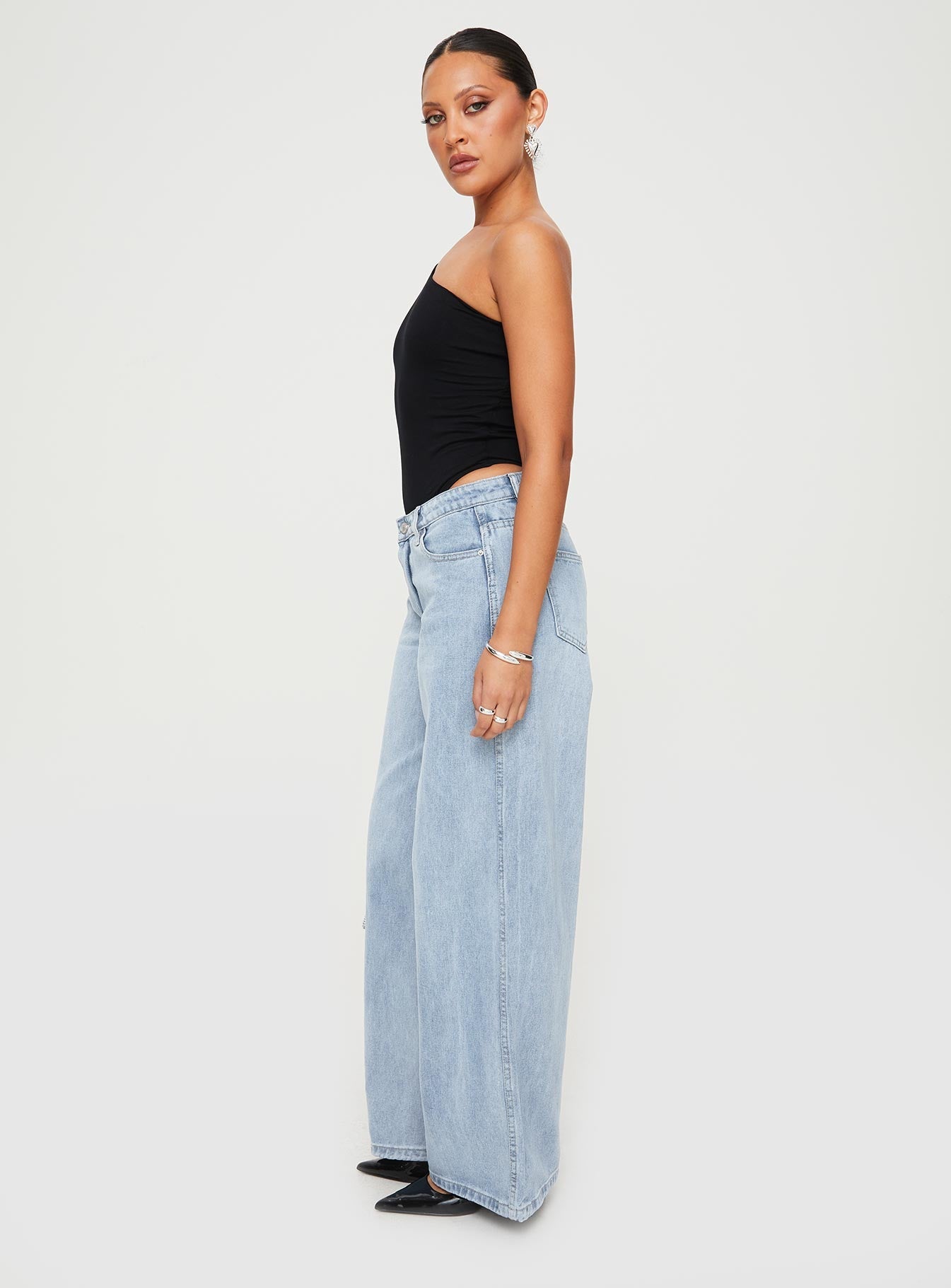 Ramos Low Rise Wide Leg Jeans Light Blue Wash Petite