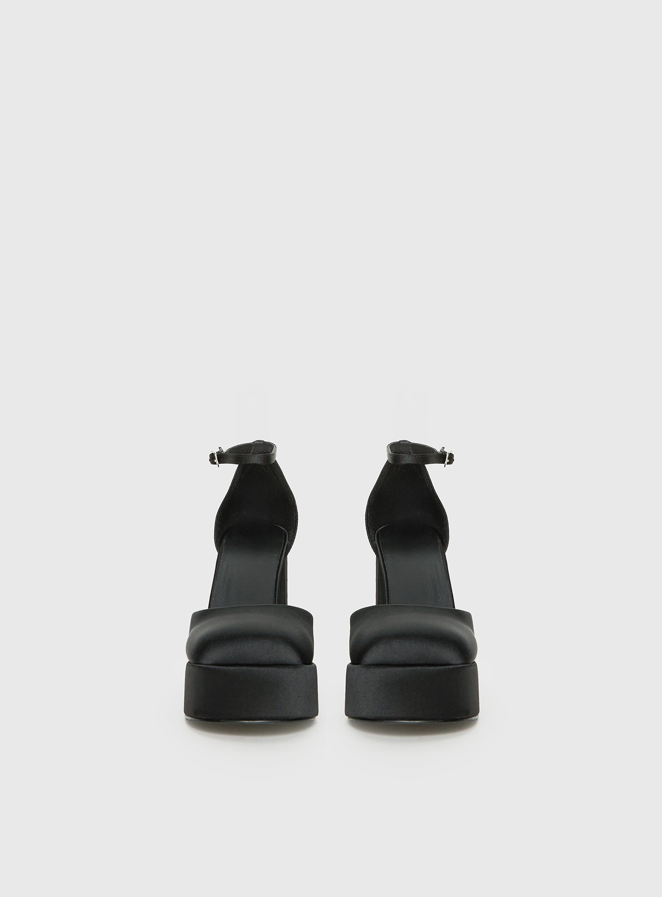 Vogel Platform Heels Black