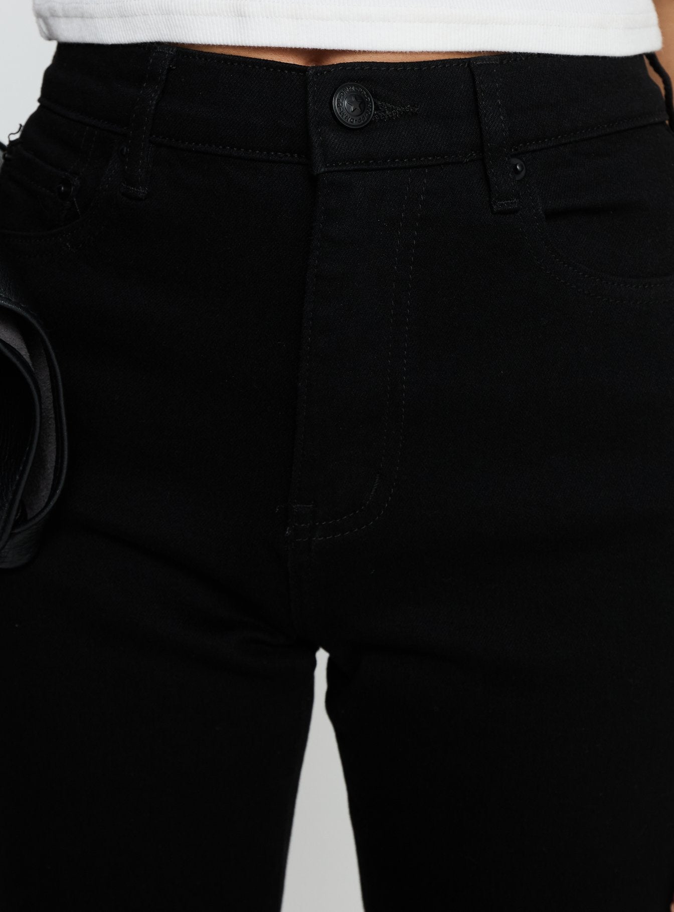 Cindee High Rise Cropped Jeans Jet Black