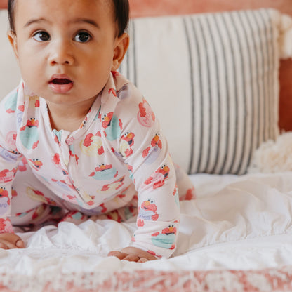 Zip-Up Footie Pajama - Elmo Heart Candies